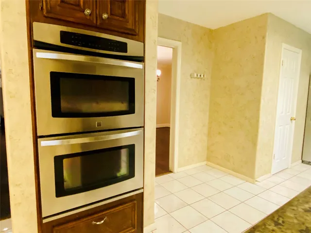 $2,850 | 14212 Horseshoe Bend, Conroe, TX 77384