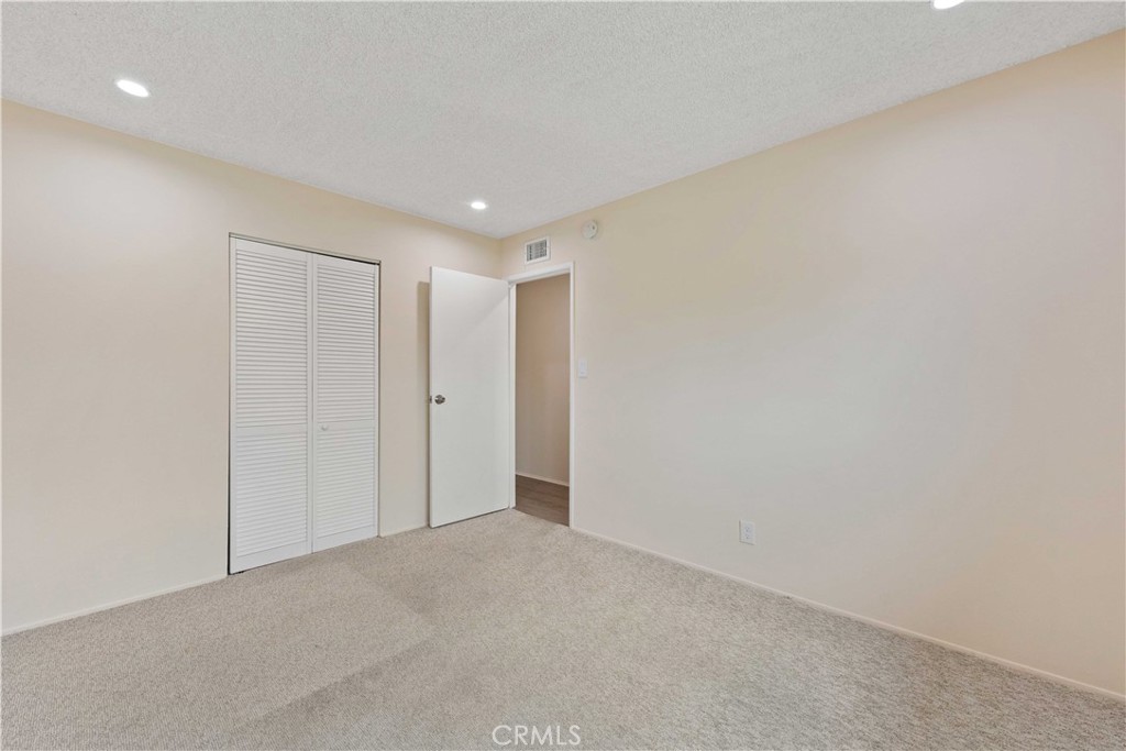 4694 Walnut Avenue Simi Valley, CA 93063 - Photo 24 of 64