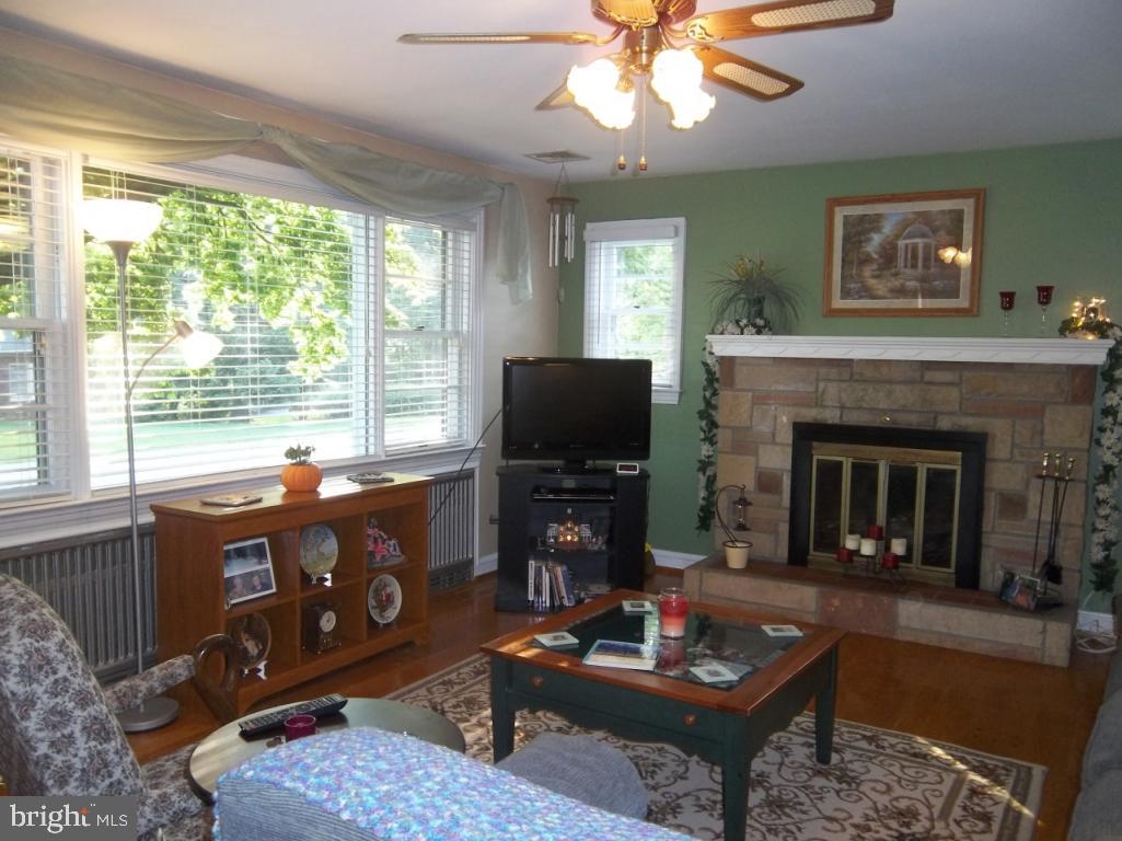 229 Landis Valley Road Lititz, PA 17543 - Photo 7 of 14