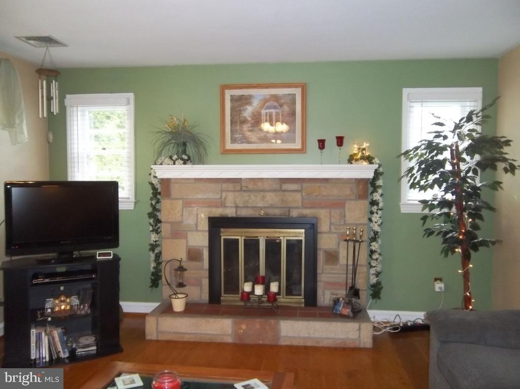 229 Landis Valley Road Lititz, PA 17543 - Photo 8 of 14