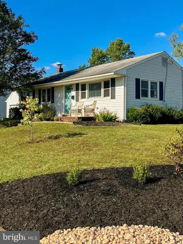a view of a house with swimming pool