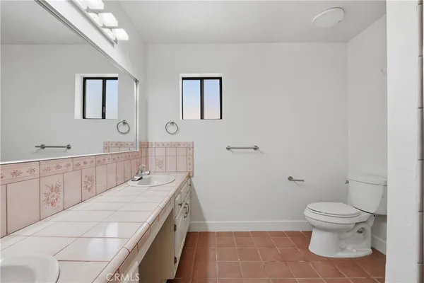 $1,950,000 | 658 Glenmore Boulevard, Glendale, CA 91206