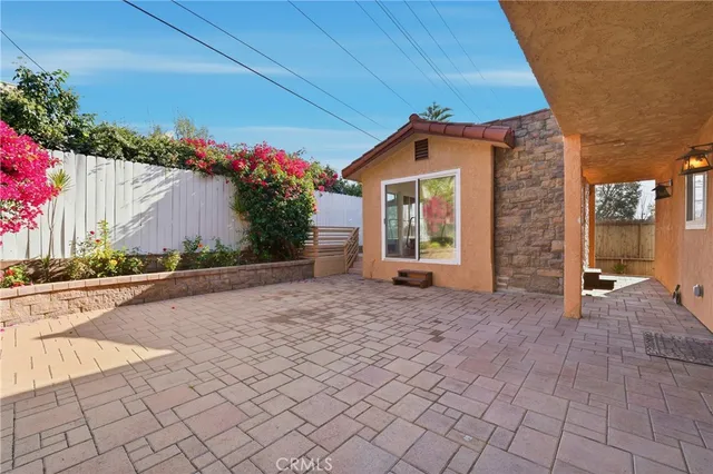 $1,950,000 | 658 Glenmore Boulevard, Glendale, CA 91206