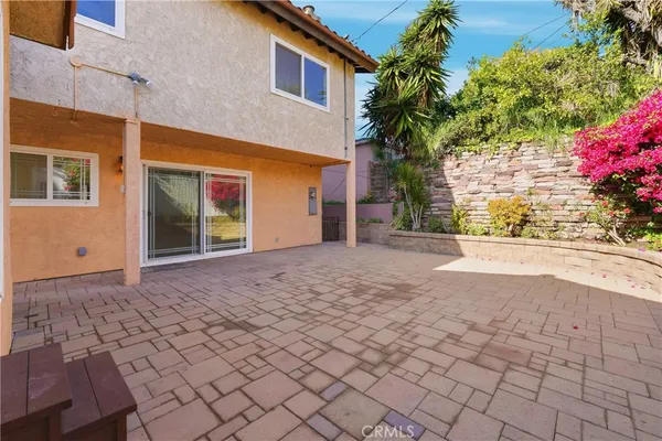 $1,950,000 | 658 Glenmore Boulevard, Glendale, CA 91206