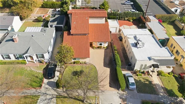 $1,950,000 | 658 Glenmore Boulevard, Glendale, CA 91206