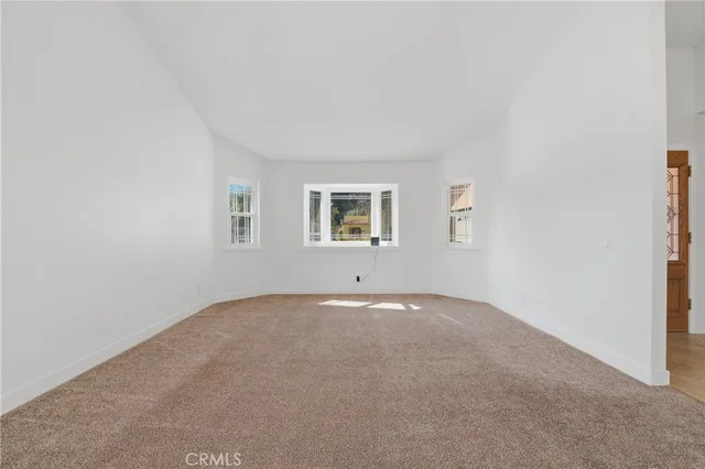 $1,850,000 | 658 Glenmore Boulevard, Glendale, CA 91206