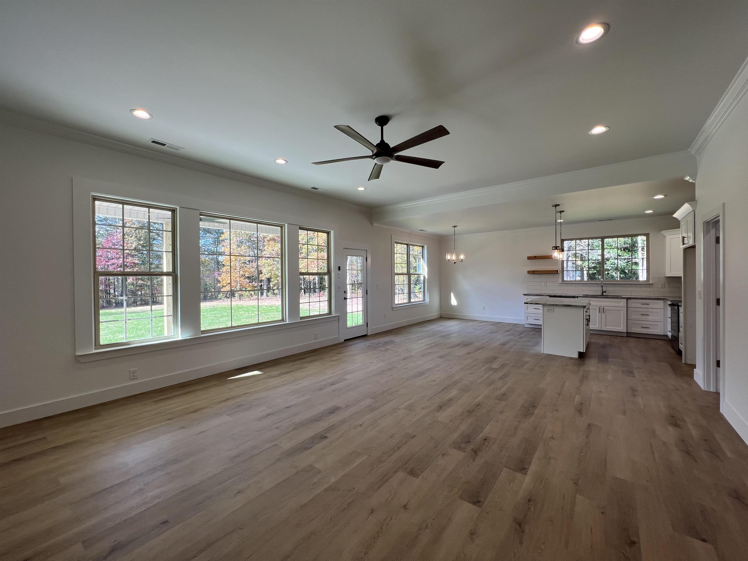 130 Hamline Road Campobello, SC 29322 - Photo 5 of 21