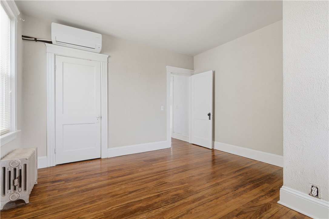 49 Harcourt Avenue Pawtucket, RI 02861 - Photo 11 of 33