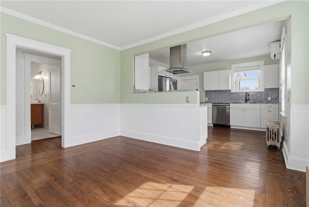 49 Harcourt Avenue Pawtucket, RI 02861 - Photo 13 of 33
