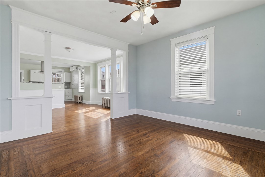 49 Harcourt Avenue Pawtucket, RI 02861 - Photo 4 of 33