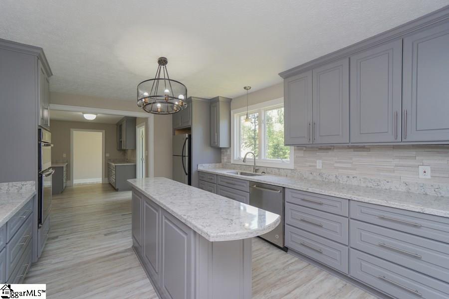 311 Waddell Road Greer, SC 29651 - Photo 3 of 33