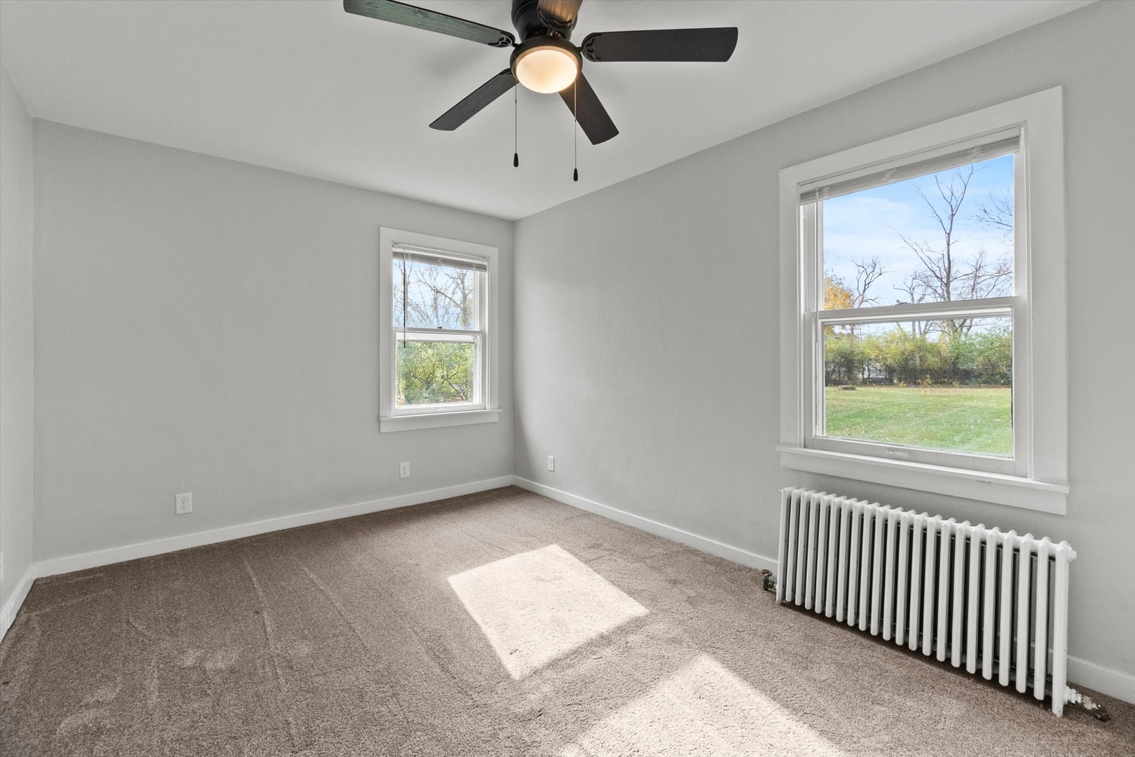 913 Ogden Road New Lenox, IL 60451 - Photo 16 of 41 a view of an empty room with a window