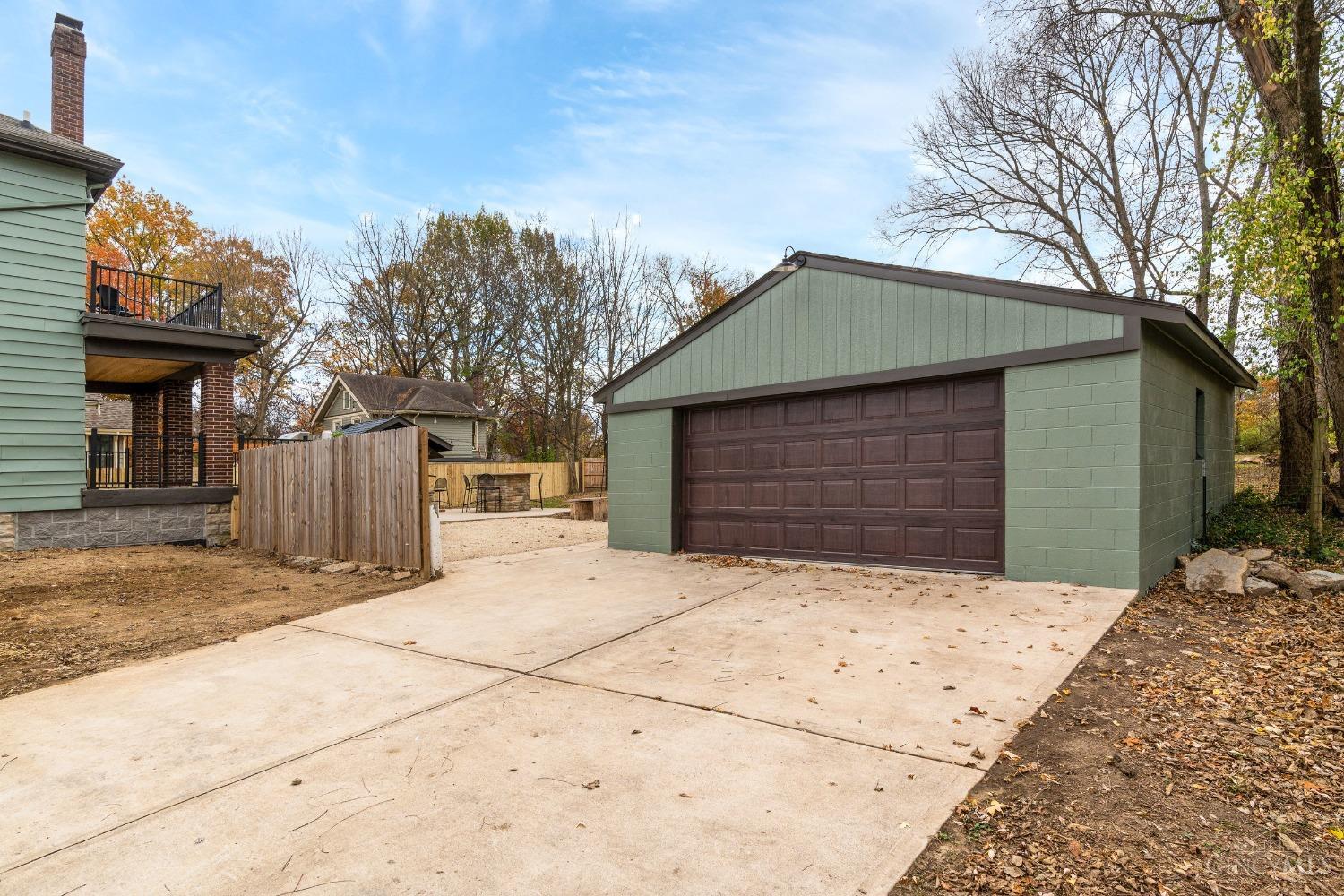 55 West Sharon Road Cincinnati, OH 45246 - Photo 36 of 43