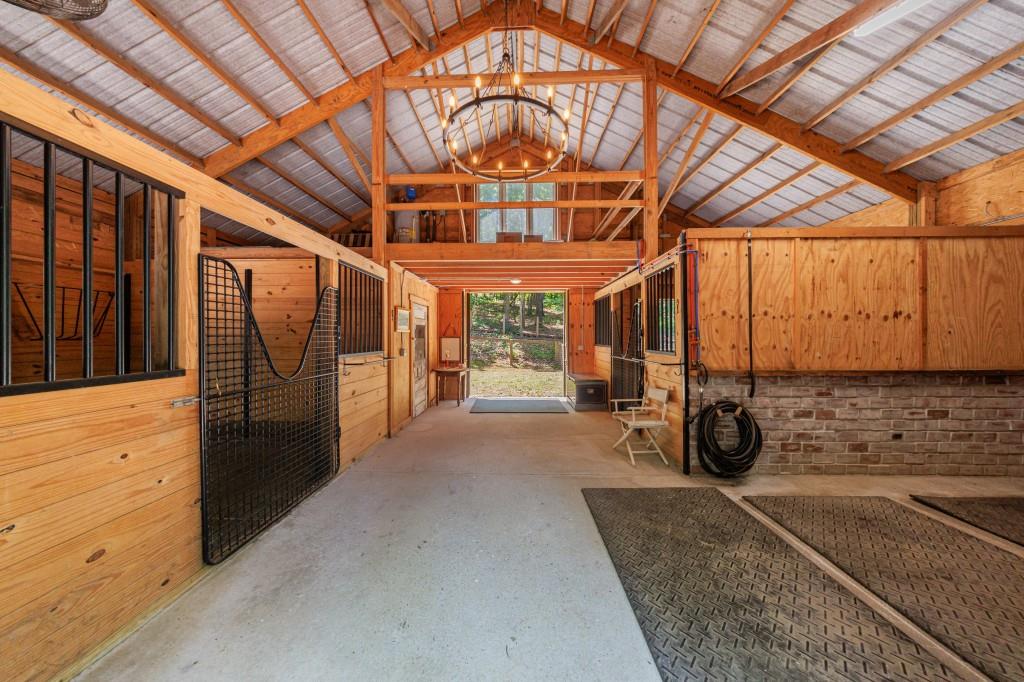 950 Jones Road Roswell, GA 30075 - Photo 31 of 62