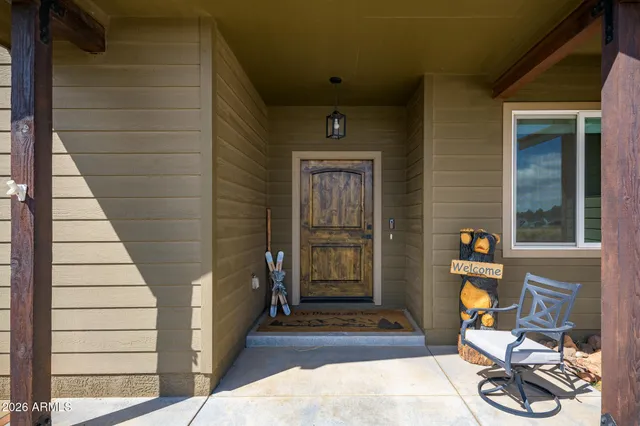 a house view with a outdoor space