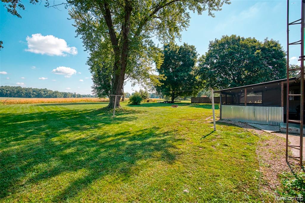 195 Albion Road Albion, MI 49224 - Photo 26 of 32 Gallery Image 26