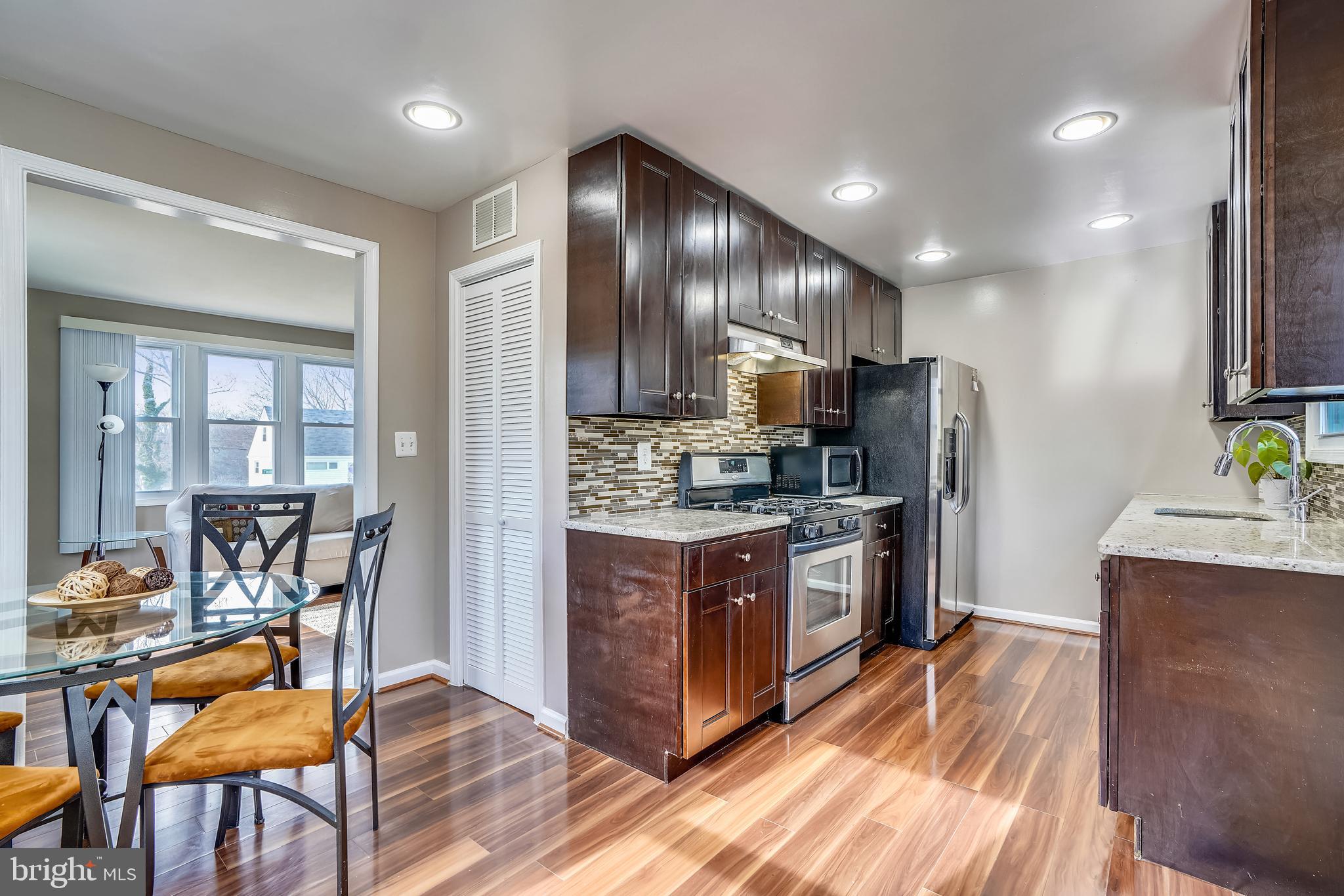801 Templecliff Road Pikesville, MD 21208 - Photo 9 of 39