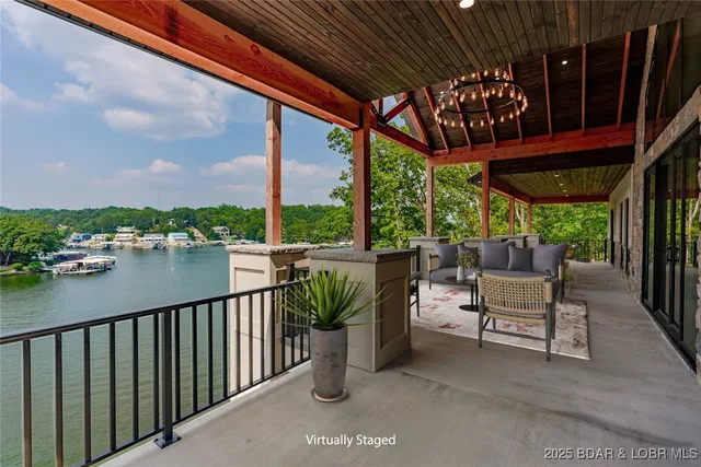 $3,250,000 | 257 Beachnut Drive, Sunrise Beach, MO 65079