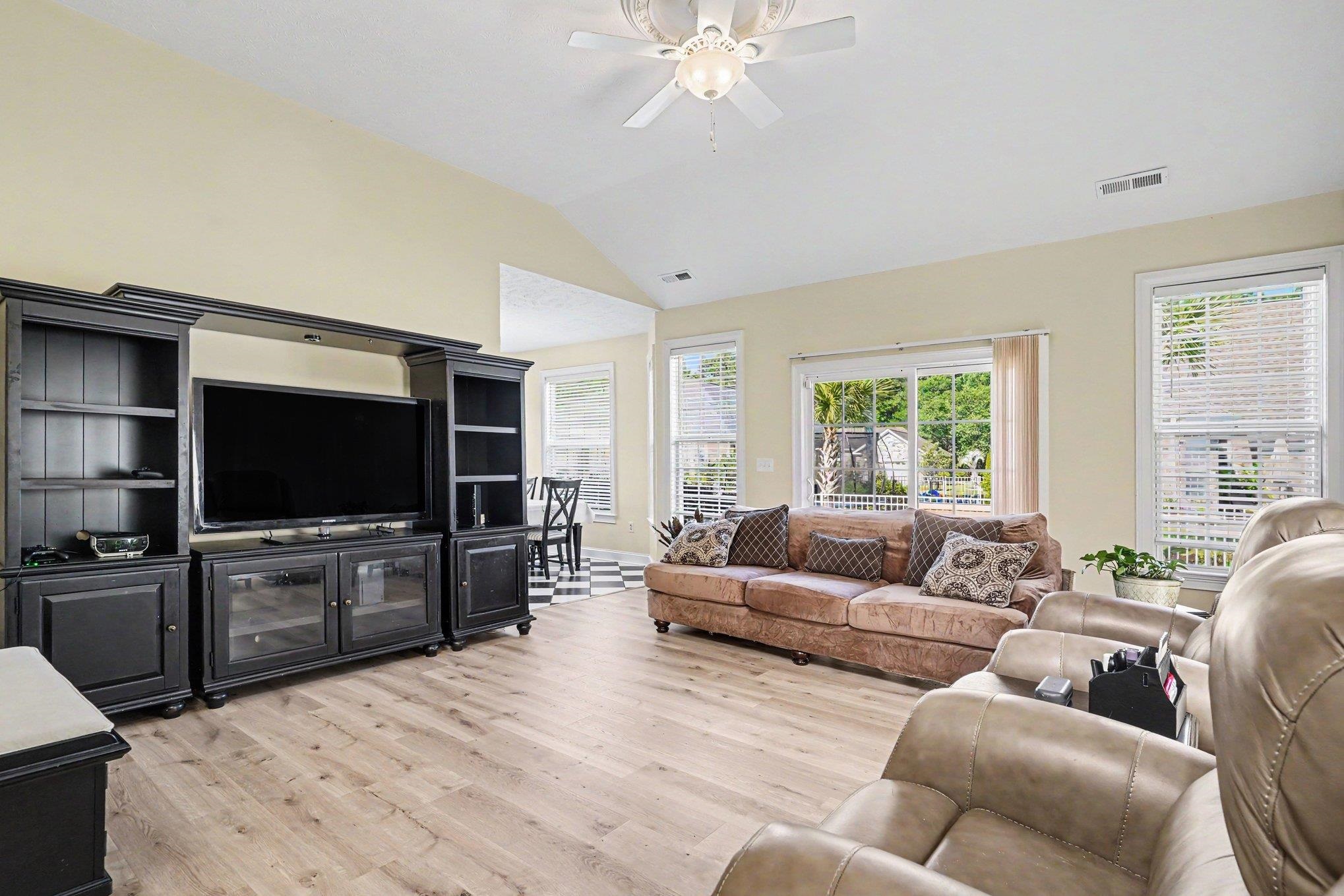 327 Cypress Keyes Lane Murrells Inlet, SC 29576 - Photo 8 of 36