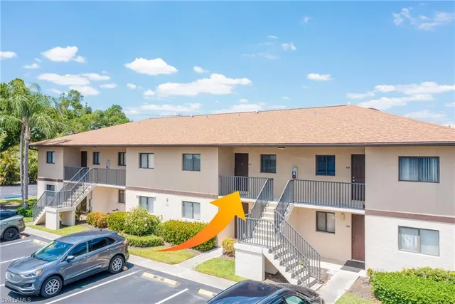 $157,500 | 4790 South Cleveland Avenue, Unit 607, Fort Myers, FL 33907