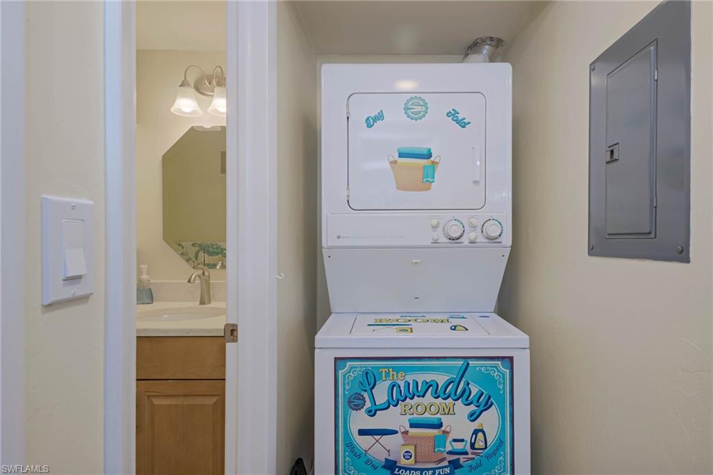 4790 South Cleveland Avenue, Unit 607 Fort Myers, FL 33907 - Photo 17 of 21 a bathroom with a stove top oven