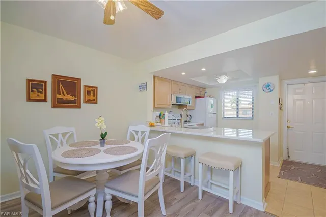 $157,500 | 4790 South Cleveland Avenue, Unit 607, Fort Myers, FL 33907