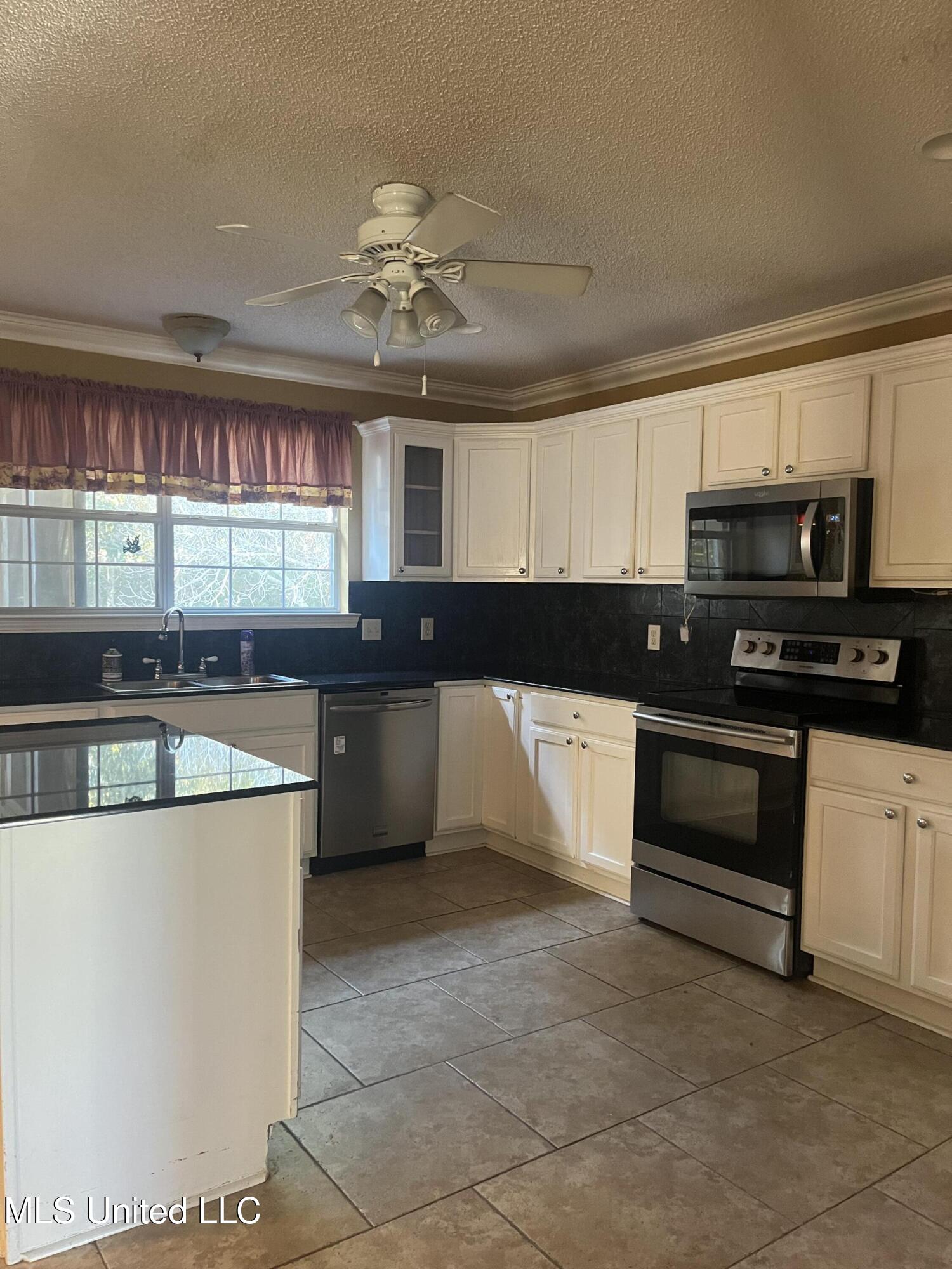 3717 Tangerine Street Ocean Springs, MS 39564 - Photo 18 of 27 IMG_6035