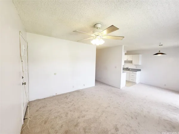 $2,500 | 46-1018 Emepela Way, Unit 21U, Kaneohe, HI 96744