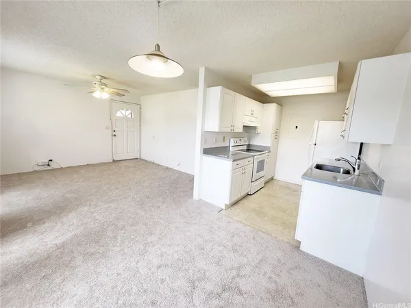 $2,500 | 46-1018 Emepela Way, Unit 21U, Kaneohe, HI 96744
