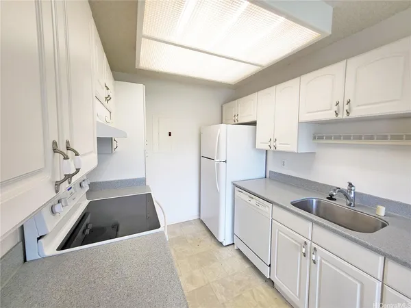 $2,500 | 46-1018 Emepela Way, Unit 21U, Kaneohe, HI 96744