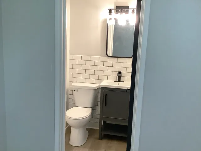 $194,000 | 1272 Burnham Avenue, Calumet City, IL 60409