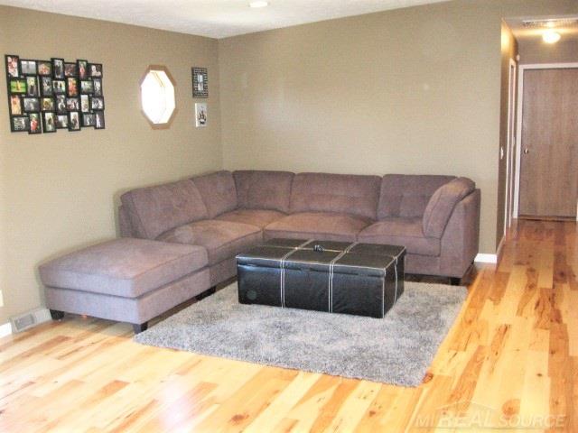 33 East Stilson Road Peck, MI 48466 - Photo 12 of 40