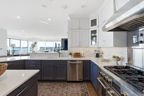 $1,650,000 | 1522 North Prospect Avenue, Unit 1401/1406, Milwaukee, WI 53202