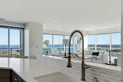 $1,650,000 | 1522 North Prospect Avenue, Unit 1401/1406, Milwaukee, WI 53202