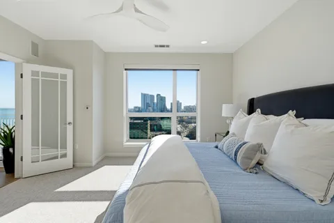 $1,650,000 | 1522 North Prospect Avenue, Unit 1401/1406, Milwaukee, WI 53202