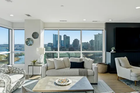 $1,650,000 | 1522 North Prospect Avenue, Unit 1401/1406, Milwaukee, WI 53202