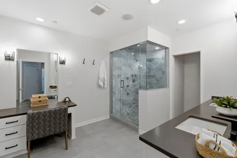 $1,650,000 | 1522 North Prospect Avenue, Unit 1401/1406, Milwaukee, WI 53202