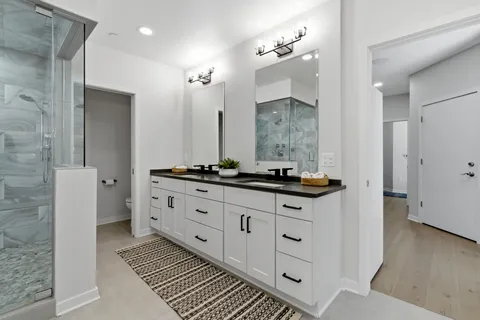 $1,650,000 | 1522 North Prospect Avenue, Unit 1401/1406, Milwaukee, WI 53202