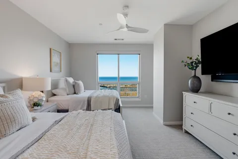 $1,650,000 | 1522 North Prospect Avenue, Unit 1401/1406, Milwaukee, WI 53202