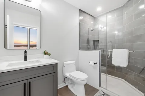 $1,650,000 | 1522 North Prospect Avenue, Unit 1401/1406, Milwaukee, WI 53202