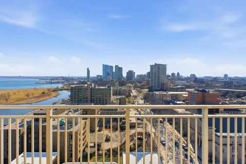 $1,650,000 | 1522 North Prospect Avenue, Unit 1401/1406, Milwaukee, WI 53202