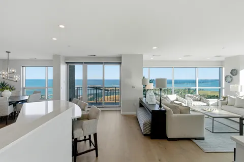 $1,650,000 | 1522 North Prospect Avenue, Unit 1401/1406, Milwaukee, WI 53202