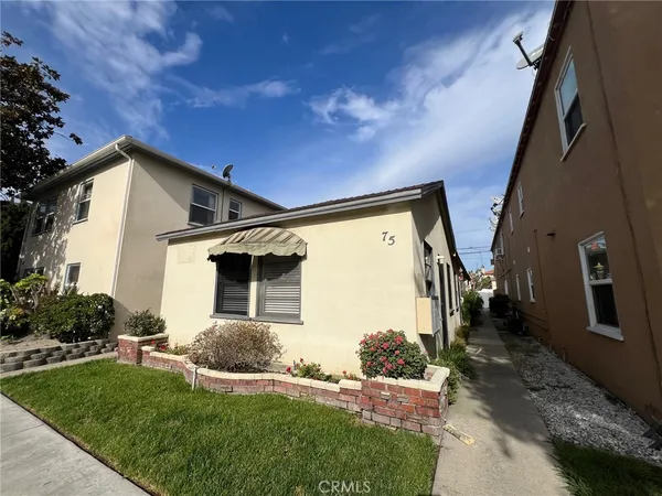 $2,000 | 75 Granada Avenue, Long Beach, CA 90803