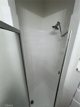 $2,000 | 75 Granada Avenue, Long Beach, CA 90803