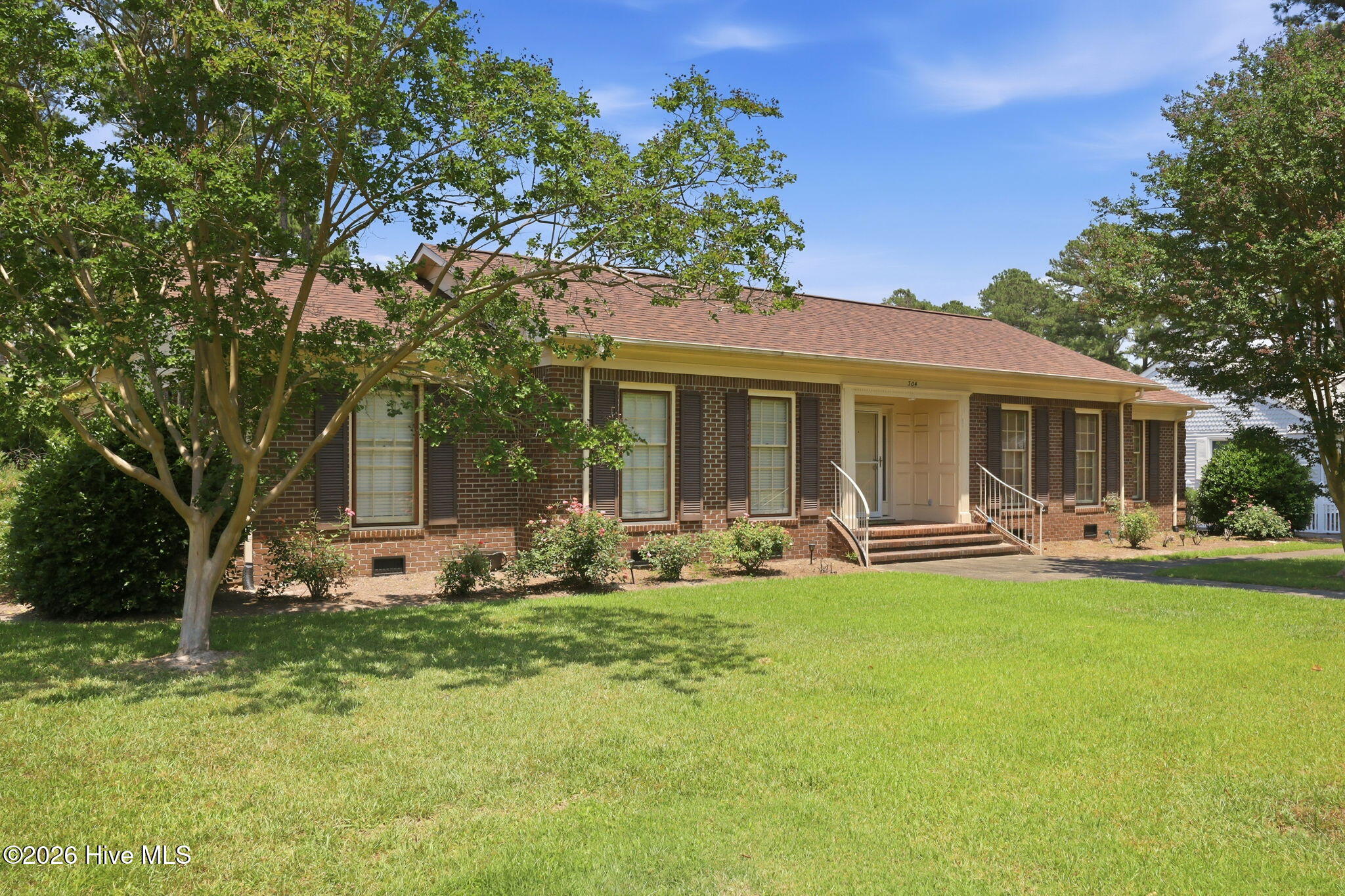 304 Lawson Road Washington, NC 27889 - Photo 2 of 53