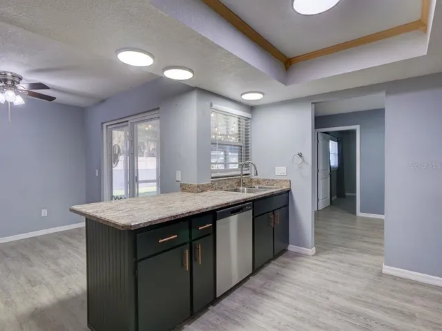 $285,000 | 1218 County Road 450, Lake Panasoffkee, FL 33538