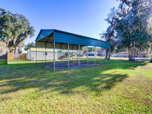 $285,000 | 1218 County Road 450, Lake Panasoffkee, FL 33538