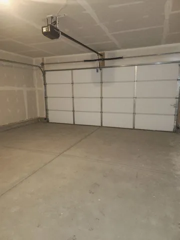 $2,650 | 2334 Noble Lane, Yorkville, IL 60560