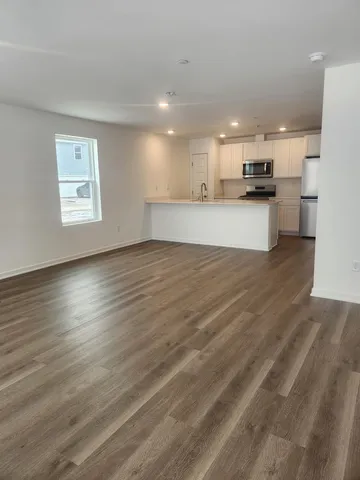 $2,650 | 2334 Noble Lane, Yorkville, IL 60560