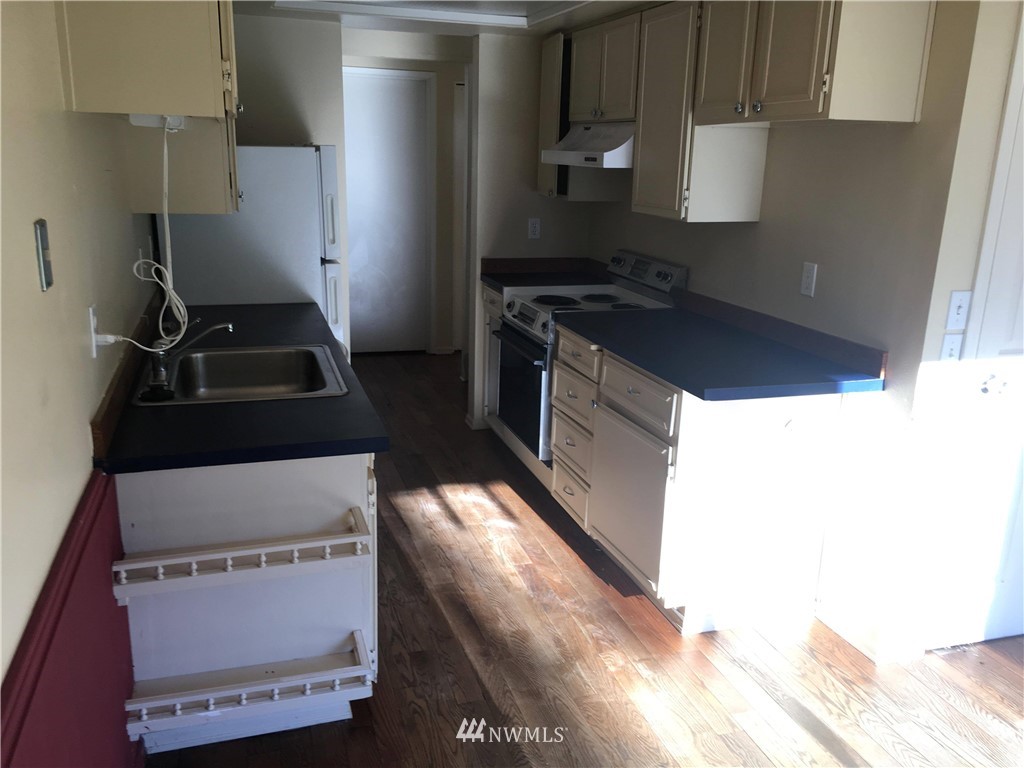 13925 Southeast Allen Rd. Bellevue, WA 98006 - Photo 13 of 17 Gallery Image 13